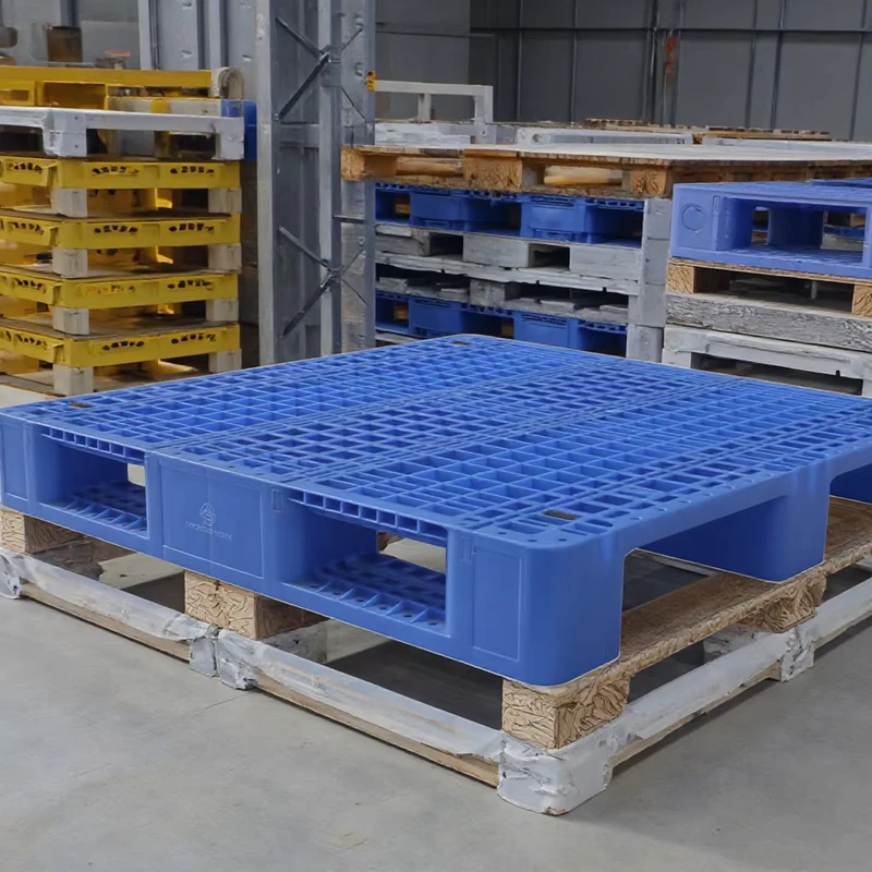 Customizable-Eco-friendly-Heavy-Duty-HDPE-Mesh-Gird-Grilled-Steel-Reinforced-Automated-Warehouse-Euro-4-Way-Entry-Euro-Pallet