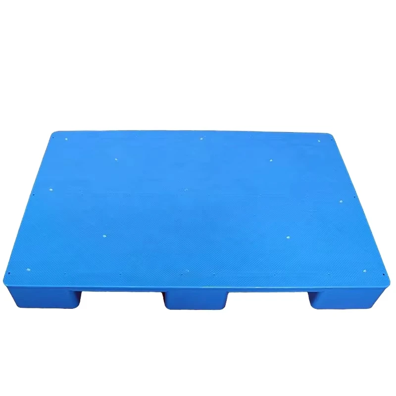 Flat-Top-Plastic-Pallets-1200x800-1