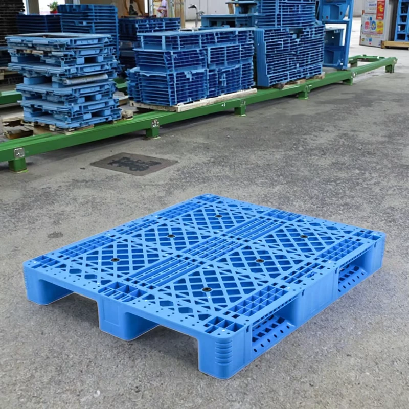Heavy-Duty-Euro-Pallet-Recycled-Plastic-4-Way-Entry-Light-Single-Face-Economical-Warehouse-Transportation