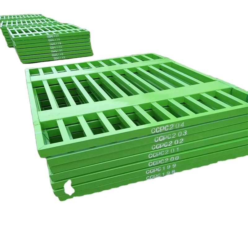Heavy-Duty-Flat-Surface-Metal-Pallets