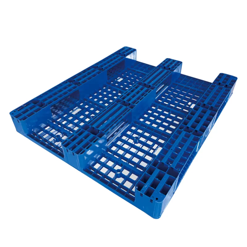 High-Strength-Plastic-Pallet-3-Runner-Structure-Impact-Resistant-for-Long-Lasting-Industrial-Warehousing-Use