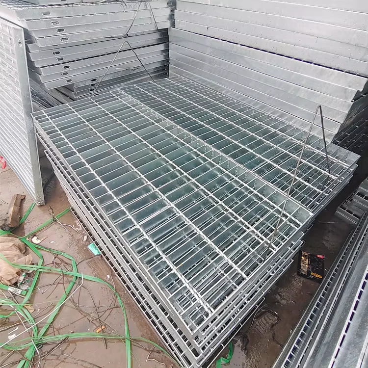 Outdoor-Hot-Dip-Galvanized-Steel-Alloy-Floor-Grating-Plates-Walkway-Drainage-System-Durable-Grating-Mesh-Driveway-Platform