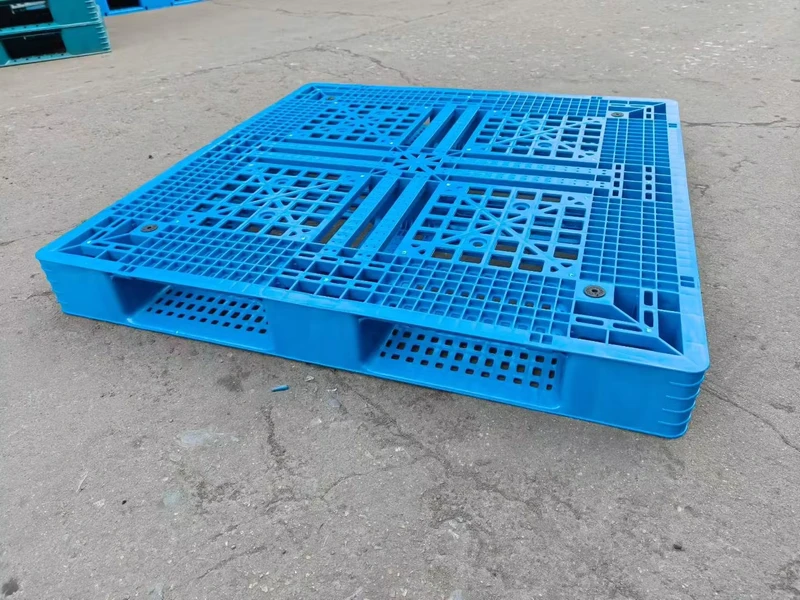 Plastic-Pallet-for-Export-or-One-Way-Shipping-and-Blue-HDPE-Plastic-Pallet