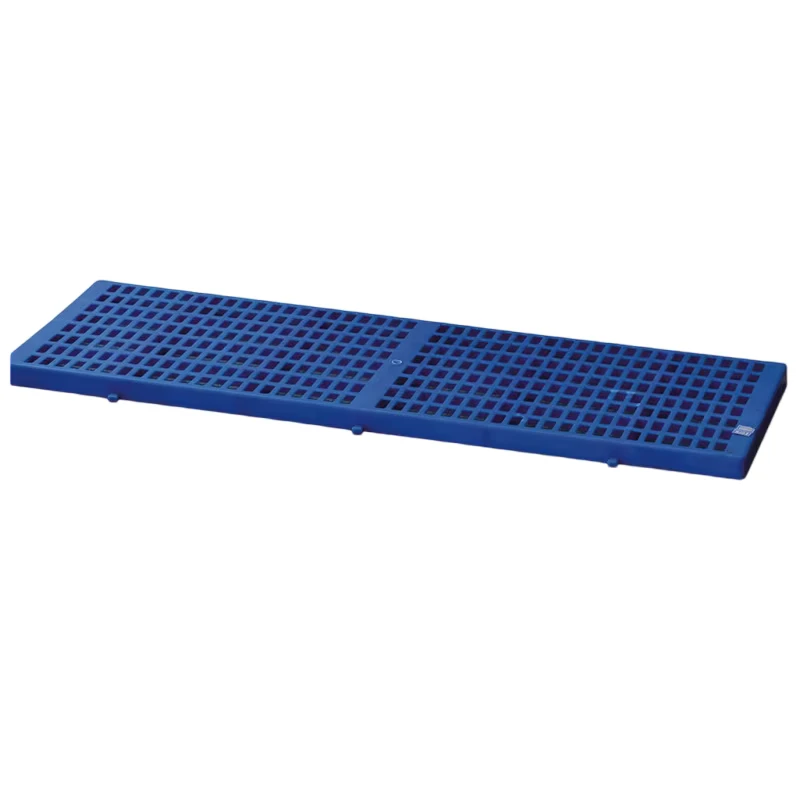 Plastic-Pallets-for-Outdoor-Storage-and-Moisture-Prevention
