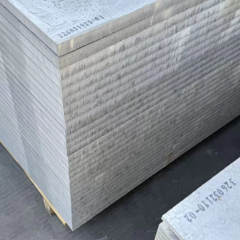 Wooden-Pallet-Packaging-for-6mm-Impact-resistant-Lightweight-Perforated-Cement-Boards-for-Exterior-Walls