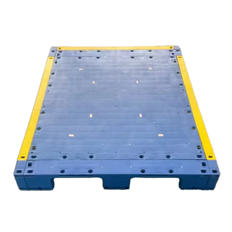 Closed-Deck-Recycled-Plastic-Pallet-1350-1100mm-3-Runner-Design-Euro-Standard-Heavy-Duty-4-Way-Steel-Reinforced-for-Industrial